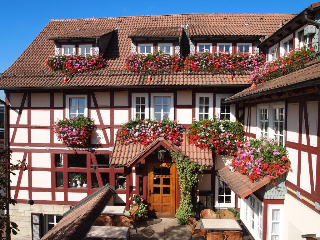 Landgasthof Hotel Hess Neuenstein  Exterior photo